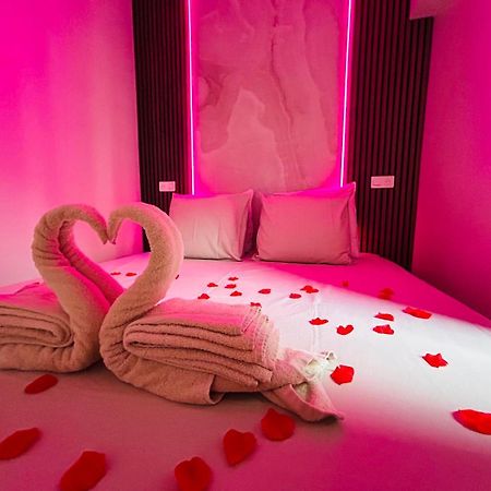 Intimate Escape - Seaside - Spa Bath - Wifi - Ac Nice Exteriör bild