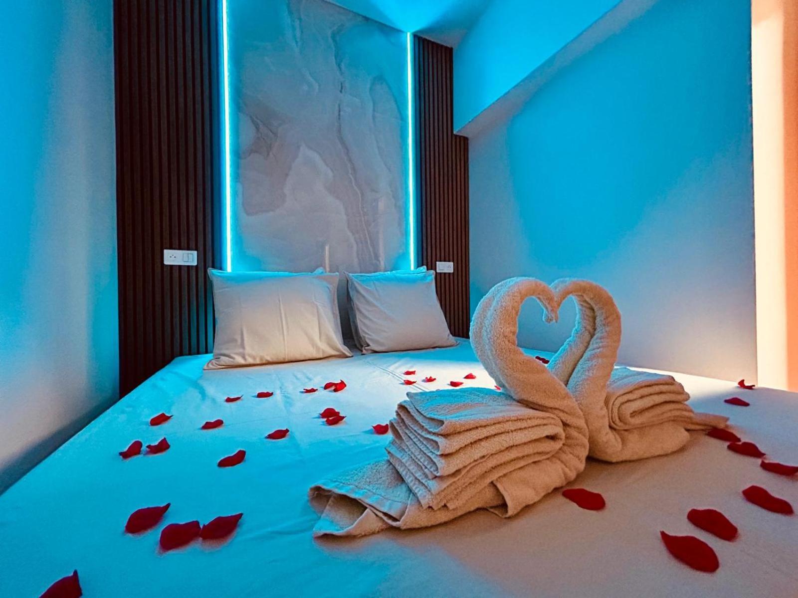 Intimate Escape - Seaside - Spa Bath - Wifi - Ac Nice Exteriör bild