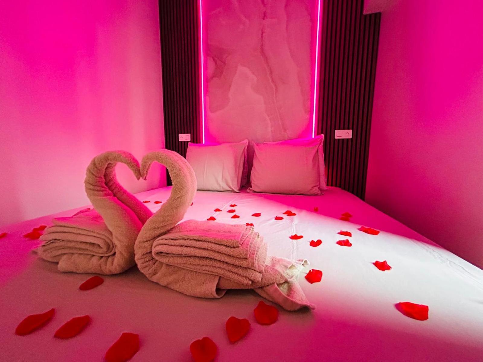 Intimate Escape - Seaside - Spa Bath - Wifi - Ac Nice Exteriör bild