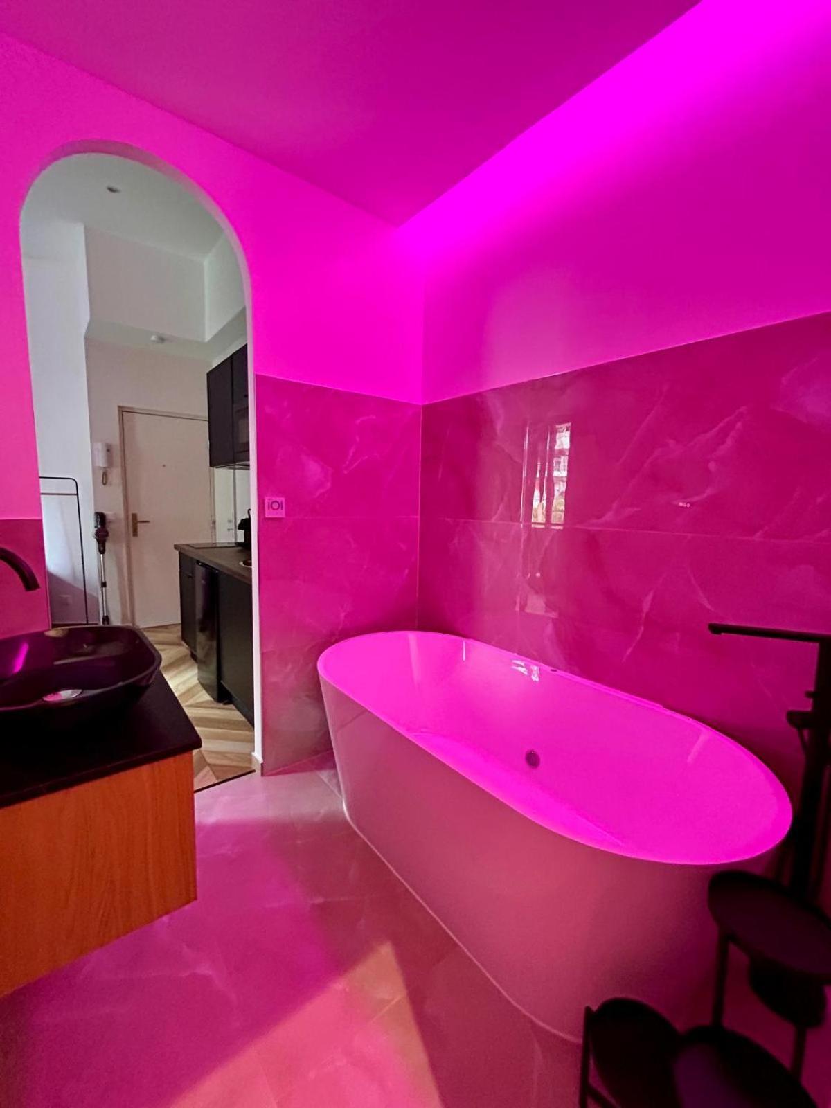Intimate Escape - Seaside - Spa Bath - Wifi - Ac Nice Exteriör bild